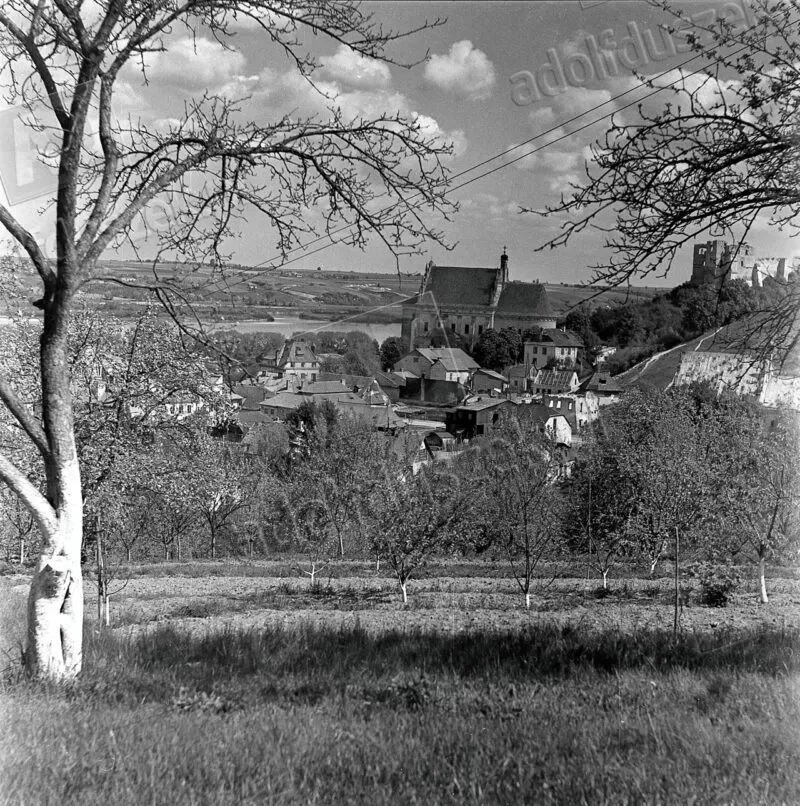 Unikalne zdjęcia autorstwa Adolfa Duszka z Kazimierza Dolnego w 1956 roku | album 1 1956-Kazimierz-03-003